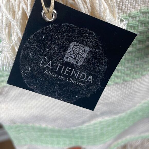 Altos de Chavon Woven Fringed Trim Market Tote - Picture 9 of 12